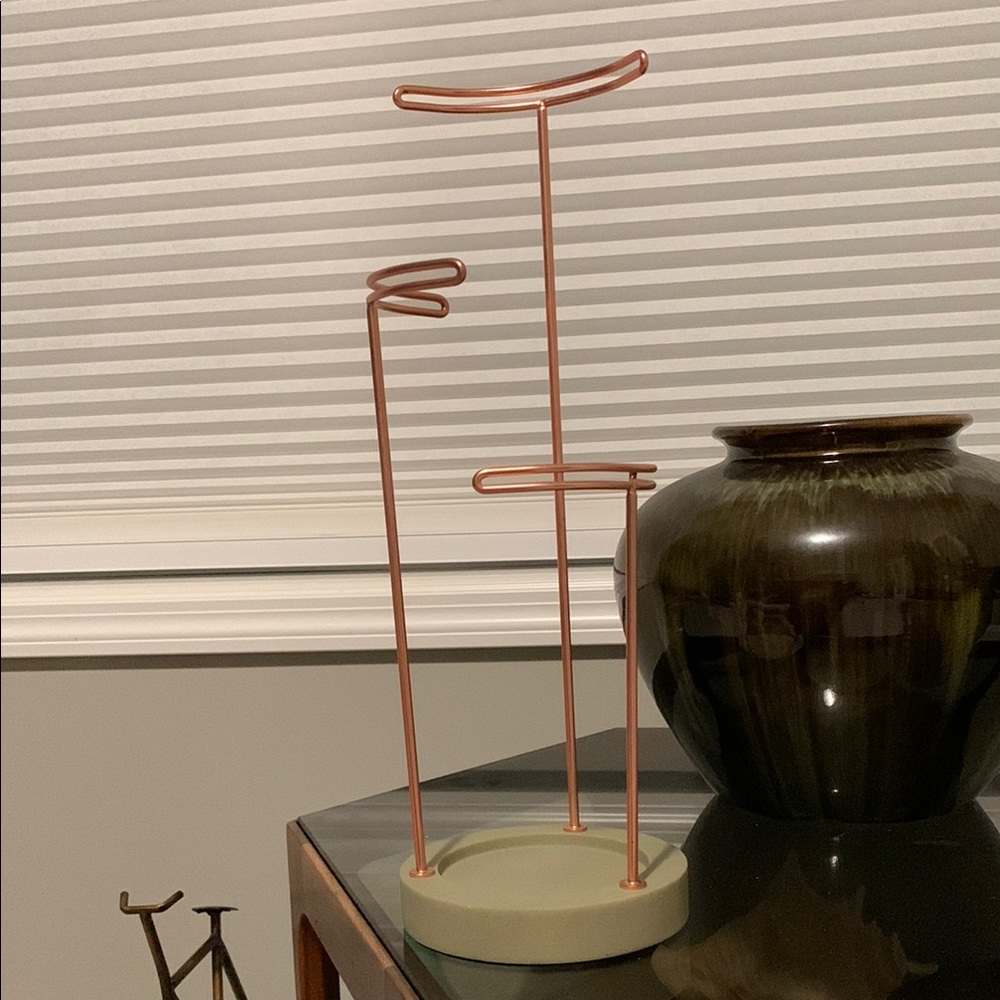 Modern Rose Gold Jewelry Stand